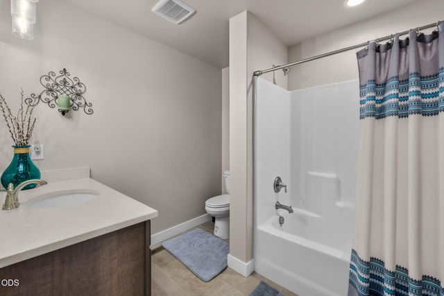 16732 Contorta Place, La Pine, OR 97739