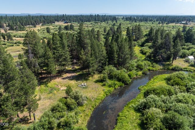 16732 Contorta Place, La Pine, OR 97739