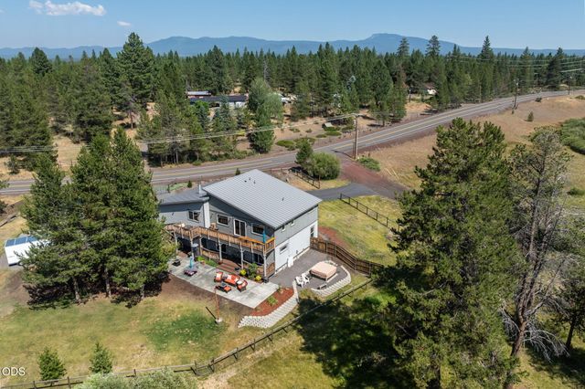 16732 Contorta Place, La Pine, OR 97739