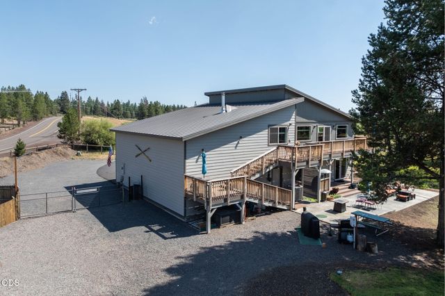 16732 Contorta Place, La Pine, OR 97739