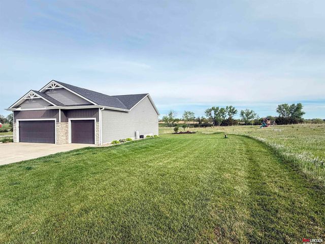 9930 Paris Court, Lincoln, NE 68339