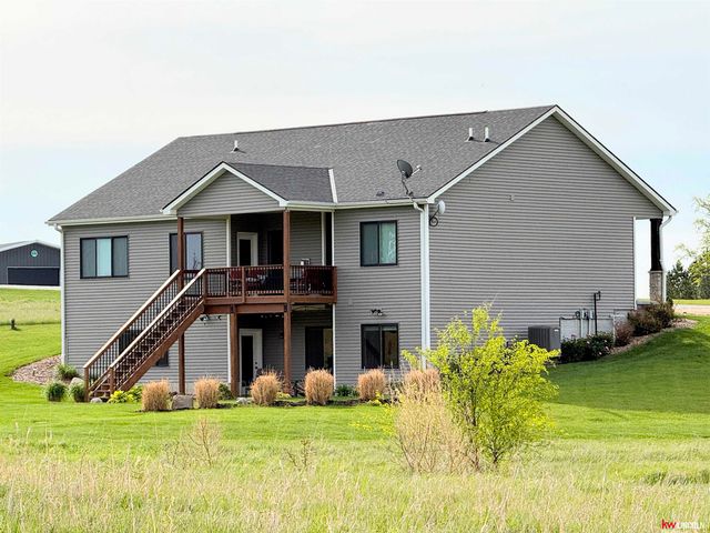 9930 Paris Court, Lincoln, NE 68339