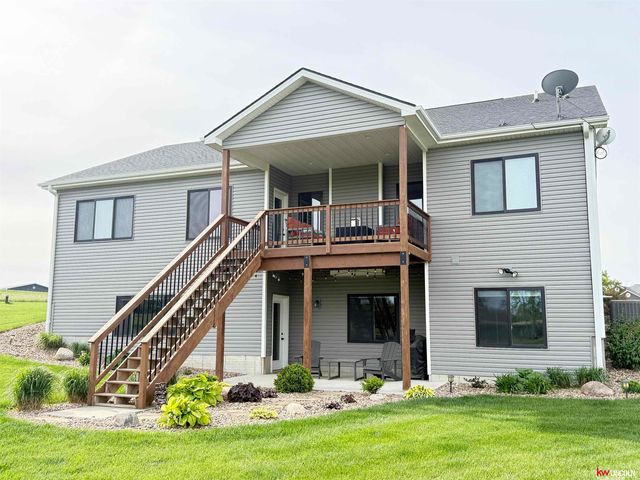 9930 Paris Court, Lincoln, NE 68339