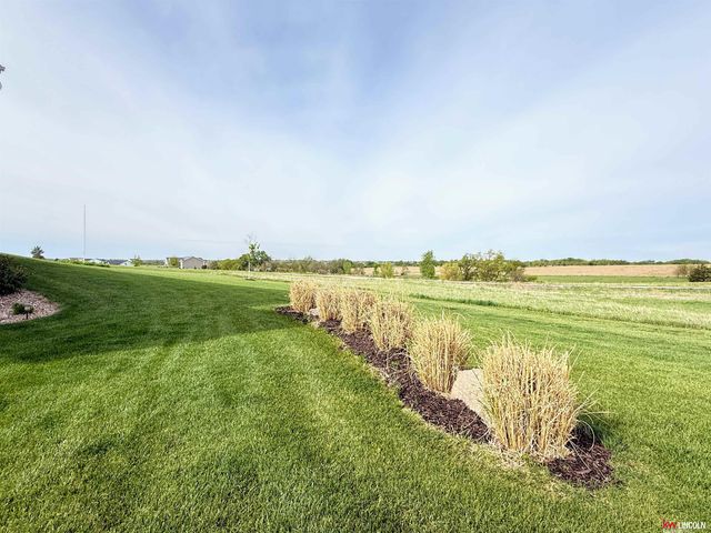 9930 Paris Court, Lincoln, NE 68339