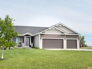 9930 Paris Court, Lincoln, NE 68339