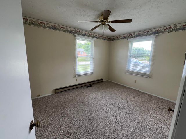 67 N Clayton Lane, Morehead, KY 40351