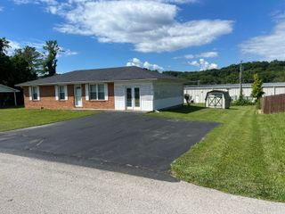 67 N Clayton Lane, Morehead, KY 40351