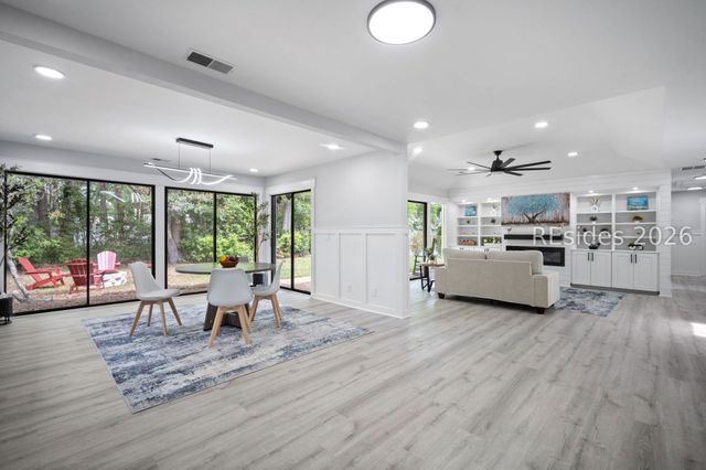 2 Fishermans Bend Ct, Hilton Head Island, SC 29926