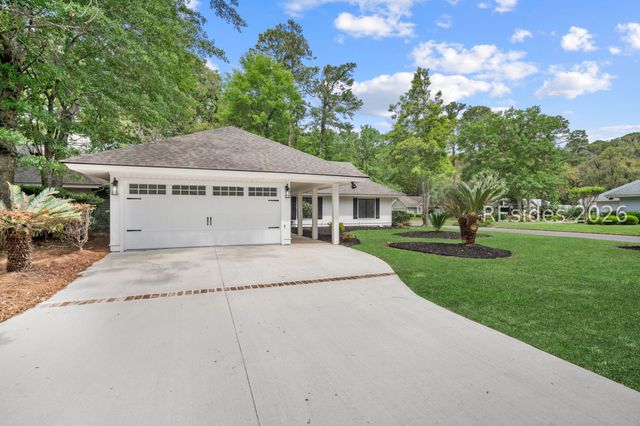 2 Fishermans Bend Ct, Hilton Head Island, SC 29926