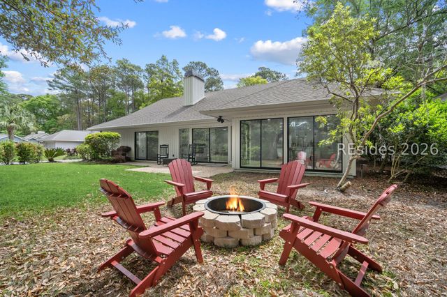 2 Fishermans Bend Ct, Hilton Head Island, SC 29926