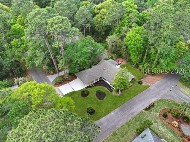 2 Fishermans Bend Ct, Hilton Head Island, SC 29926