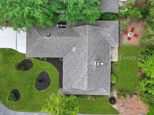 2 Fishermans Bend Ct, Hilton Head Island, SC 29926