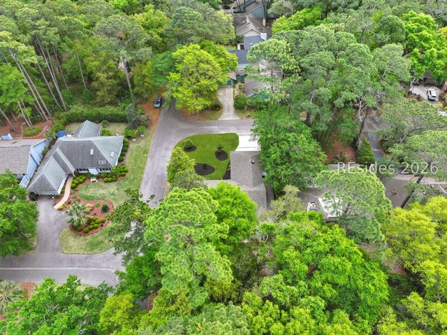 2 Fishermans Bend Ct, Hilton Head Island, SC 29926
