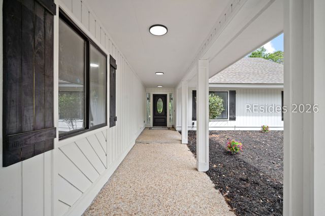 2 Fishermans Bend Ct, Hilton Head Island, SC 29926