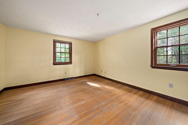 215 Bay State Cir, Hanson, MA 02341