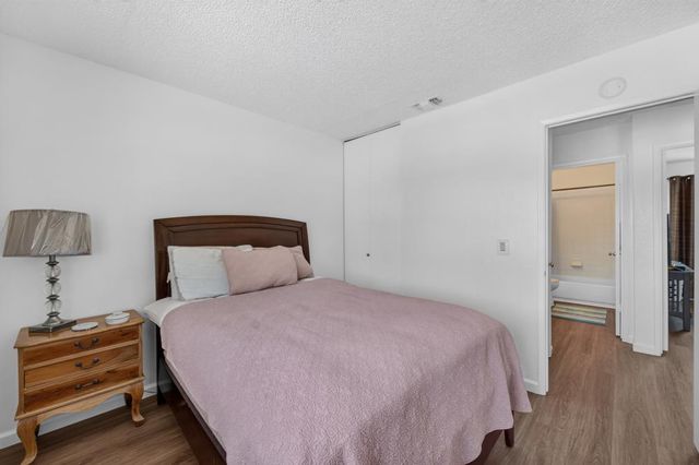 5645 Woodforest, Sacramento, CA 95842