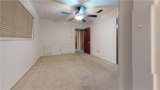 3520 Oakside Drive, Bryan, TX 77802