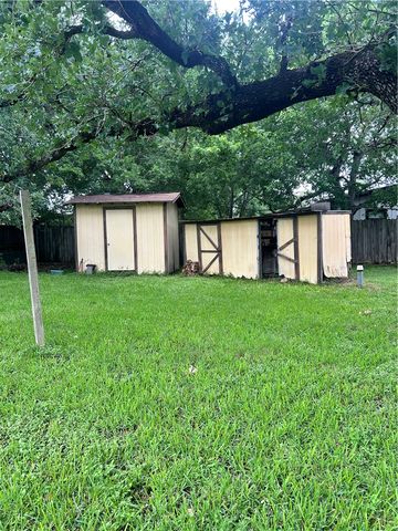 3520 Oakside Drive, Bryan, TX 77802