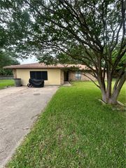 3520 Oakside Drive, Bryan, TX 77802