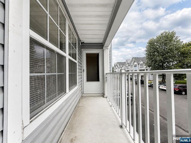 151 Prestwick Way 151, Edison, NJ 08820