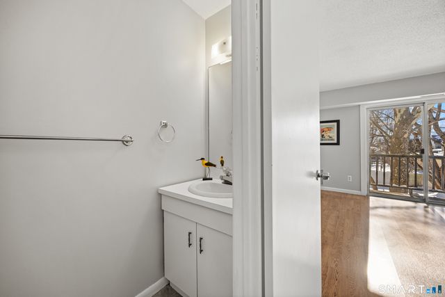 202 Main Street APT 3H, West Haven, CT 06516