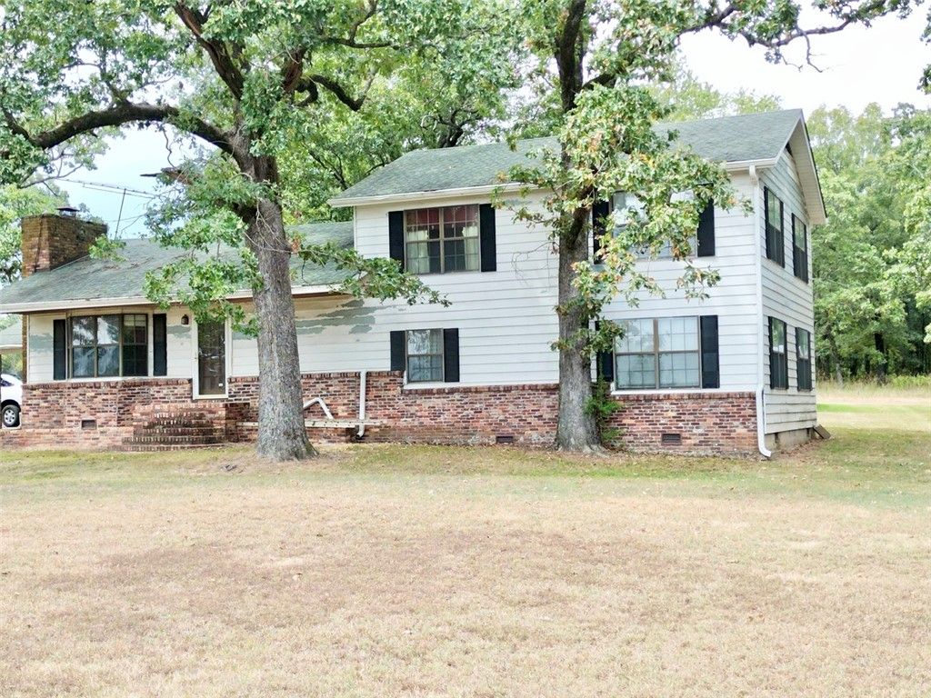 4628 Sr 363, Russellville, AR 72802