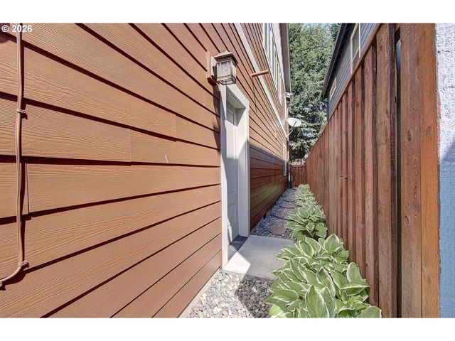 4712 Ne 93RD St, Vancouver, WA 98665