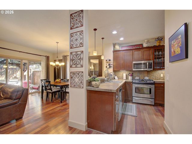 4712 Ne 93RD St, Vancouver, WA 98665