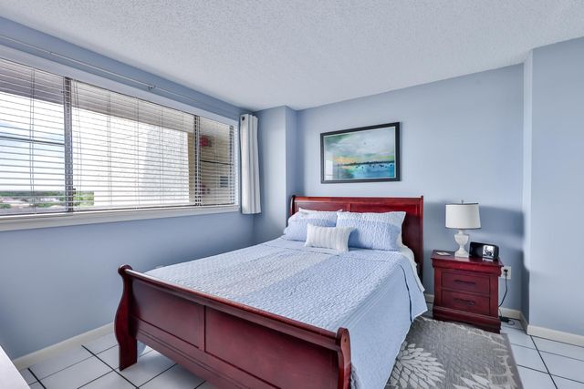 523 S Ocean Blvd Apt 802, North Myrtle Beach, SC 29582