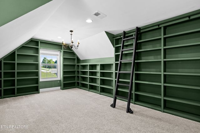 8337 Bluestone Lane, Knoxville, TN 37938