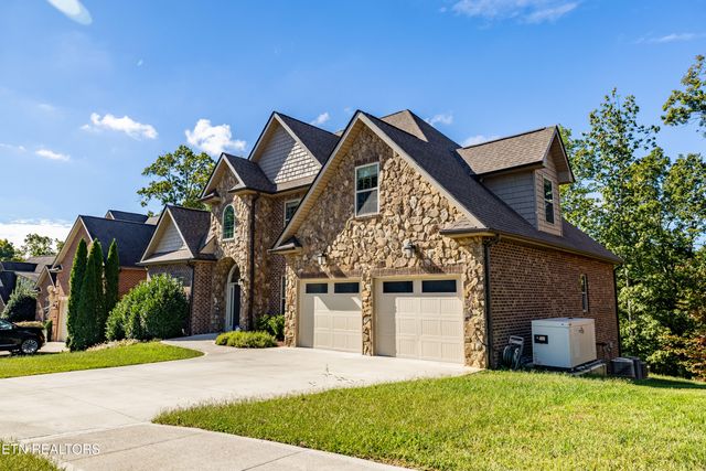 8337 Bluestone Lane, Knoxville, TN 37938