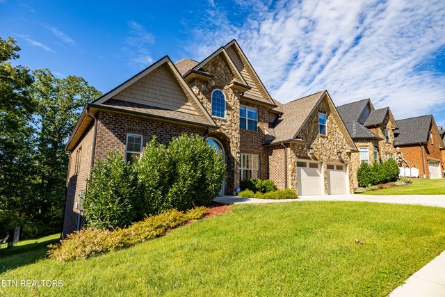 8337 Bluestone Lane, Knoxville, TN 37938