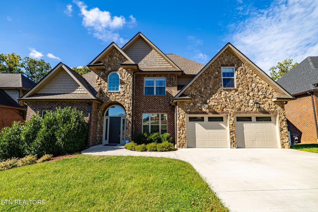 8337 Bluestone Lane, Knoxville, TN 37938