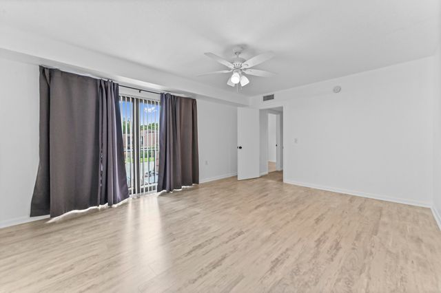 2523 25th Lane, Palm Beach Gardens, FL 33418