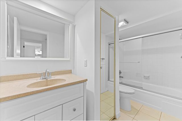 2523 25th Lane, Palm Beach Gardens, FL 33418