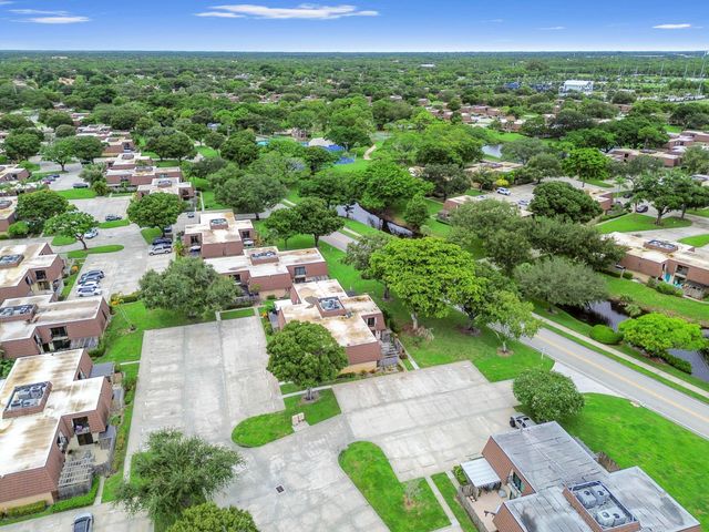 2523 25th Lane, Palm Beach Gardens, FL 33418