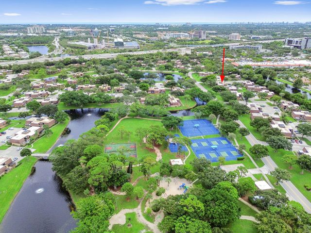 2523 25th Lane, Palm Beach Gardens, FL 33418