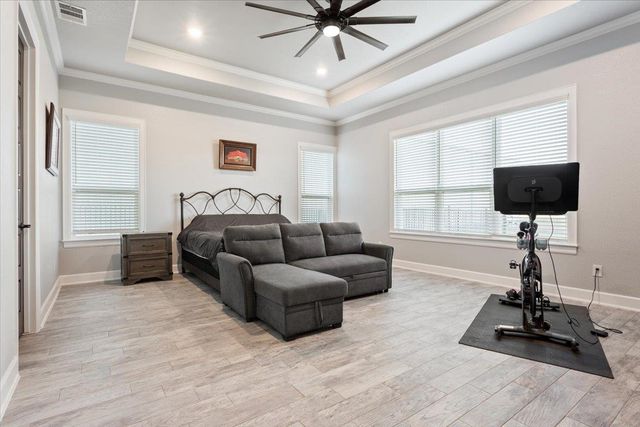 10940 Wedel Cemetery RD, Rogers, TX 76569