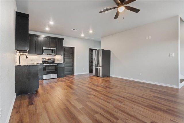 10940 Wedel Cemetery RD, Rogers, TX 76569