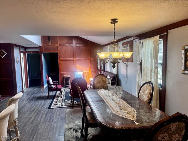 5104 Main Avenue, North Ridgeville, OH 44039