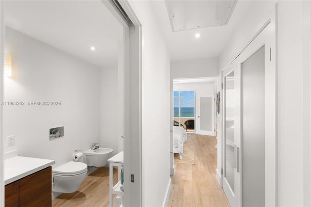 5555 Collins Ave 17J, Miami Beach, FL 33140