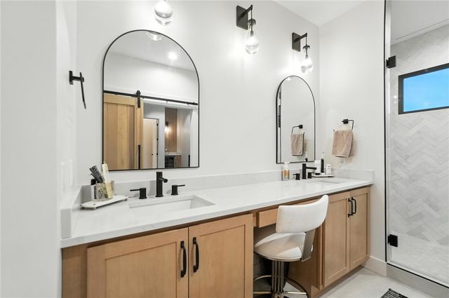 1943 Horseshoe Bend, Dayton, OH 45458