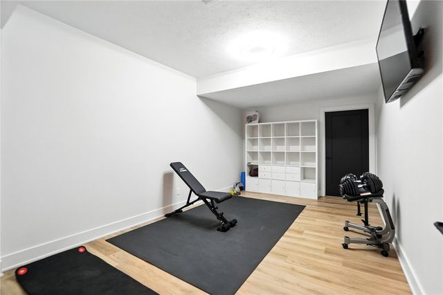 1943 Horseshoe Bend, Dayton, OH 45458