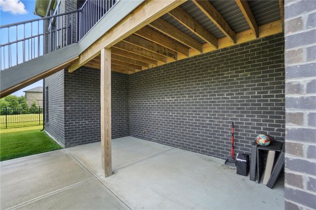 1943 Horseshoe Bend, Dayton, OH 45458