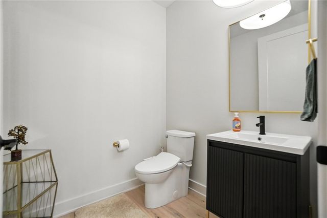 1943 Horseshoe Bend, Dayton, OH 45458