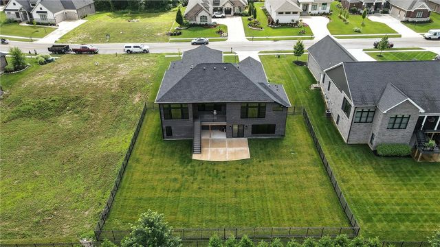 1943 Horseshoe Bend, Dayton, OH 45458