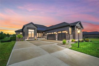 1943 Horseshoe Bend, Dayton, OH 45458