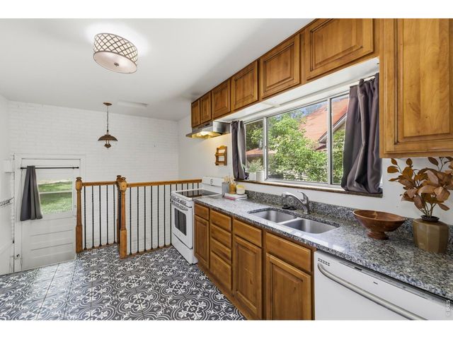 729 Atwood St, Longmont, CO 80501