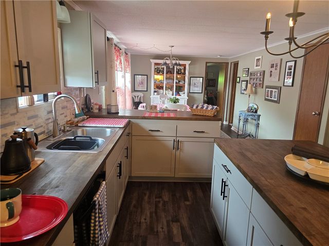 114 Sheffield Drive, Salem Twp, PA 15626