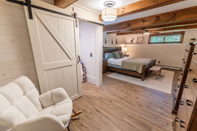 75 Fairview Park Rd, Sturbridge, MA 01566